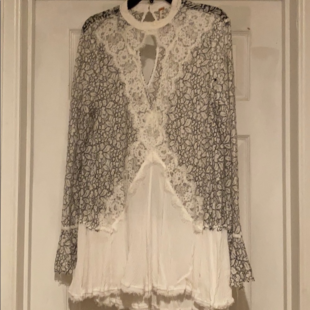 Free People NWOT tell tale lace Tunic